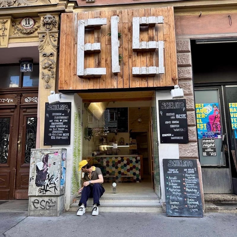 Besondere Eisdiele auf der Schleifmühlgasse 11 in Wien.